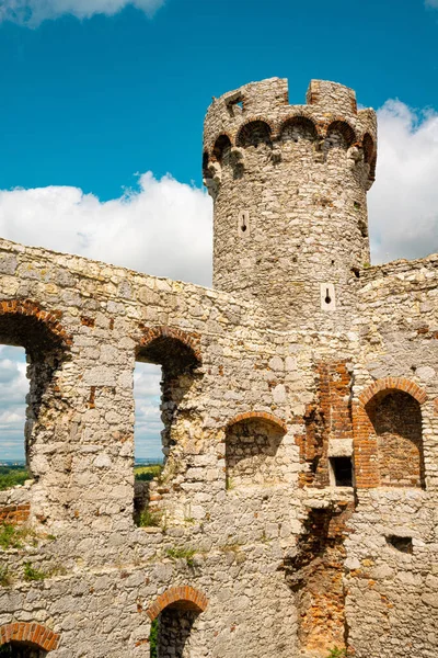 Vecchie Rovine Del Castello Ogrodzieniec — Foto Stock