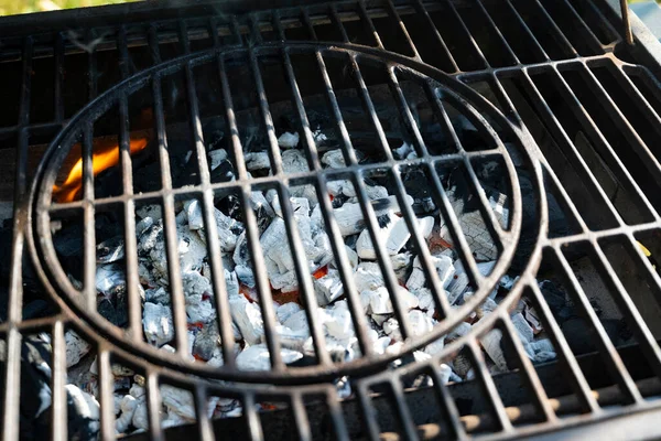 Burning Charcoal Grill — Stock Photo, Image