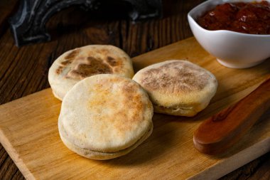 Marmelatlı sıcak proziaki.