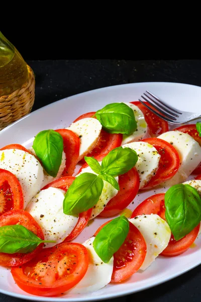 Tomaat Met Mozzarella Basilicum — Stockfoto