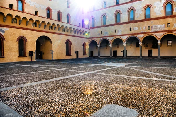 The courtyard of the old castle in old town of Milan, Italy — Stock Photo, Image