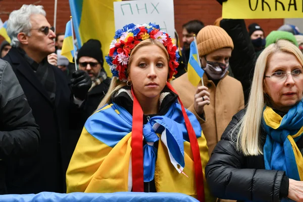 Nueva York Febrero 2022 Protestas Ciudadanos Ucranianos Ciudad Nueva York — Foto de stock gratis