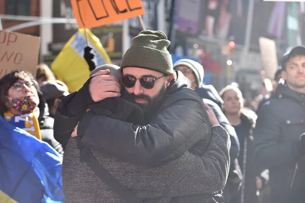 New York Usa Luty 2022 Ukraińscy Obywatele Protestują Przeciwko Wojnie — Darmowe zdjęcie stockowe