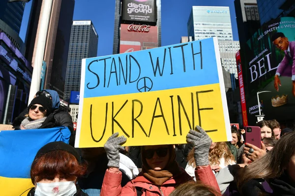 New York Usa February 2022 Ukrainian Citizens Protests New York — Free Stock Photo