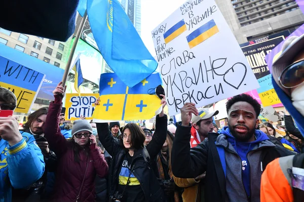 New York Usa February 2022 Ukrainian Citizens Protests New York — Free Stock Photo