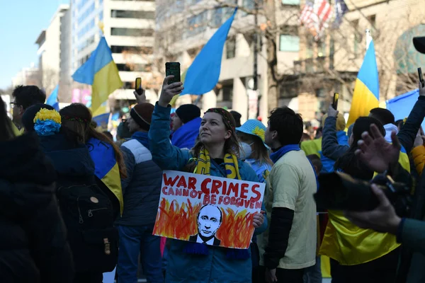 Washington Usa Februar 2022 Ukrainische Bürger Protestieren Washington Der Nähe — kostenloses Stockfoto