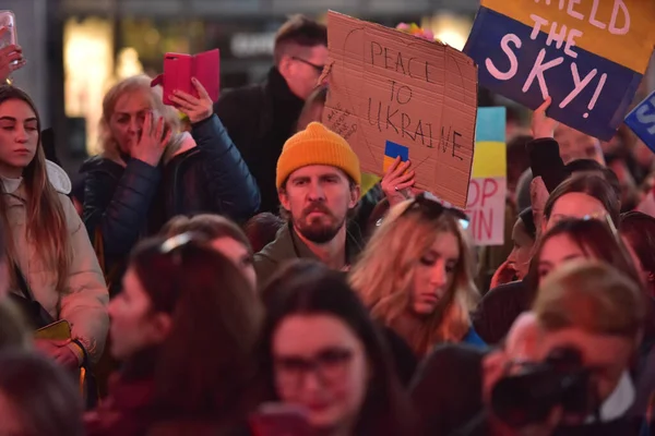 New York City Sua Martie 2022 Cetățenii Ucraineni Protestează Times — Fotografie de stoc gratuită