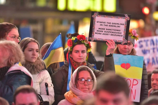 Nova Iorque Cidade Eua Março 2022 Cidadãos Ucranianos Protestam Times — Fotografia de Stock Grátis