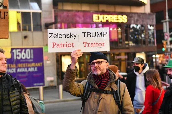 New York City Sua Martie 2022 Cetățenii Ucraineni Protestează Times — Fotografie de stoc gratuită