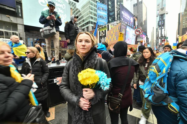 New York City Usa Maart 2022 Oekraïense Burgers Protesteren Times Rechtenvrije Stockafbeeldingen