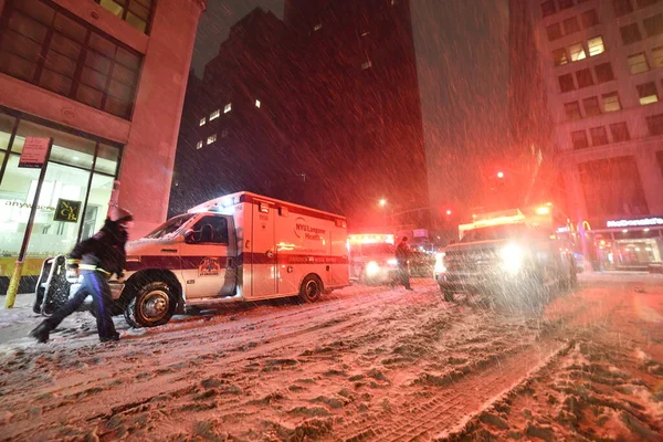 Nypd Fdny Emergency Scene New York City Snow Storm Covers — Stock Photo, Image