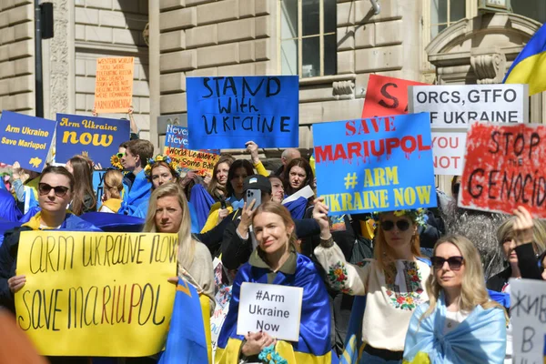 New York City Usa April 2022 Ukrainian Citizens Protests Wall — стоковое фото