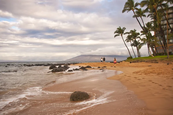 Camminatori del mattino Keawakapu Beach Maui Hawaii — Foto Stock