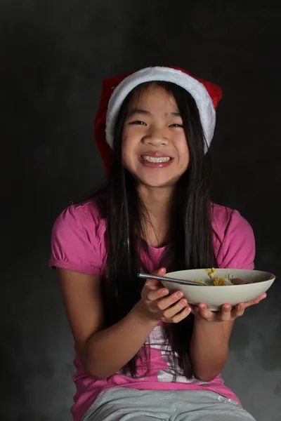 Dziewczynka jedzenie — Zdjęcie stockowe