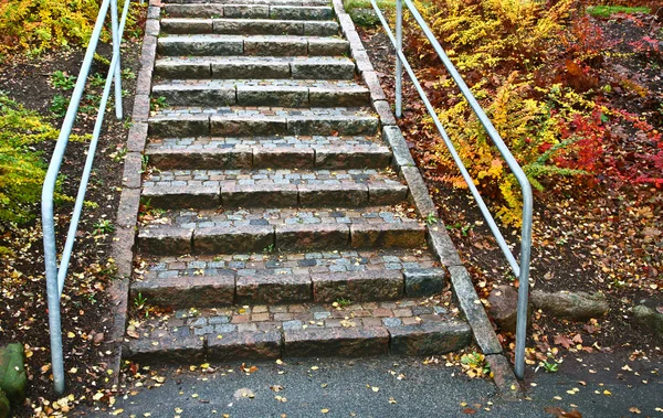 Escalera en otoño — Foto de Stock