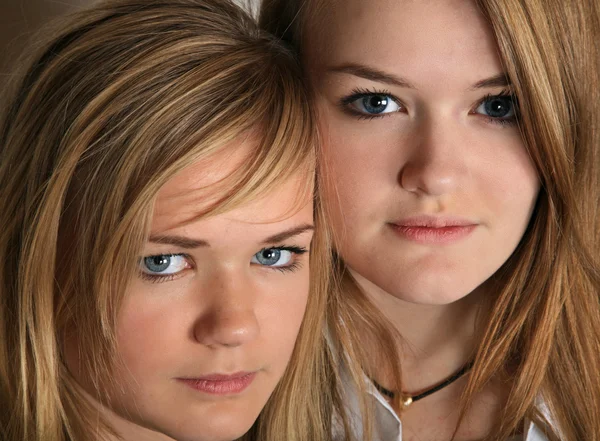 Niedliche skandinavische Mädchen — Stockfoto
