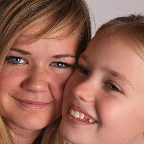 Cute Scandinavische meisjes — Stockfoto