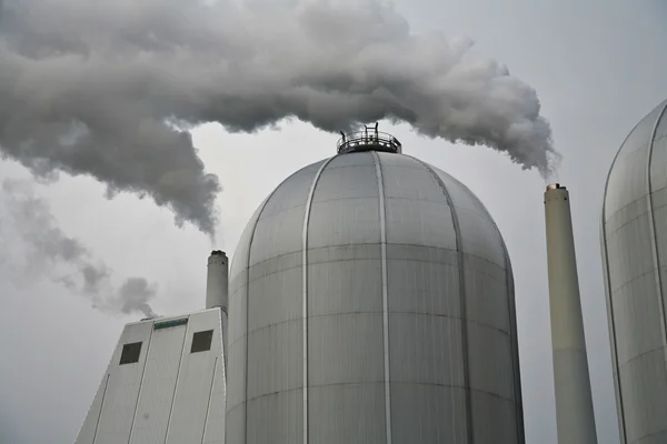 现代区域供热厂在丹麦 — 图库照片