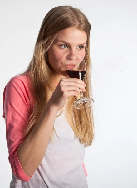 Скандинавські мила дівчина пити вино — стокове фото