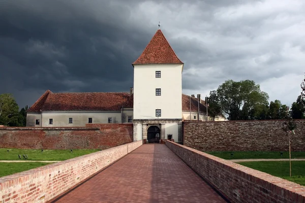 Castillo en Sárvaro (Sarvar), Hungría — Foto de Stock