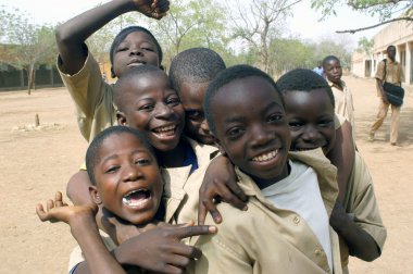 Öğrenciler: burkina faso