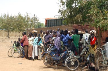 burkina Faso olağan bir şef kurulması
