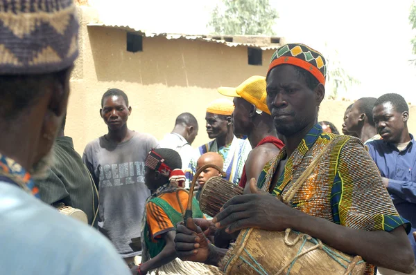 Estabelecimento de um chefe habitual em Burkina Faso — Fotografia de Stock