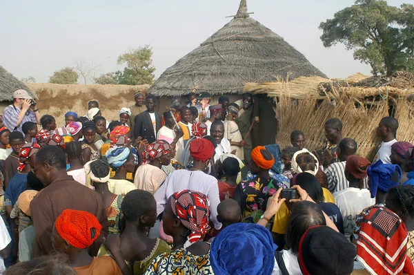 Inrättandet av en vanlig chef i burkina faso — Stockfoto