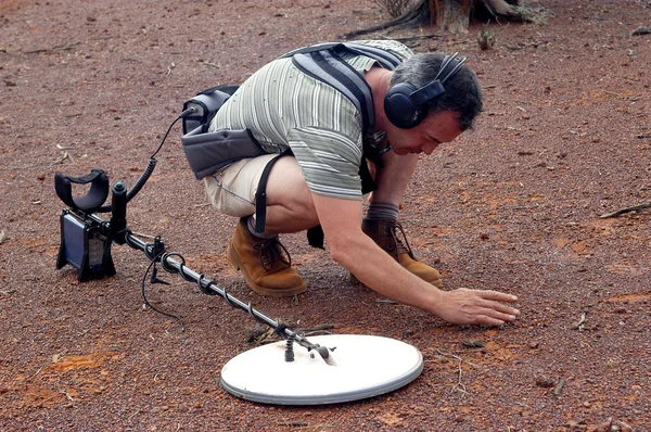 Gold prospectie indachtig de Australische bush — Stockfoto