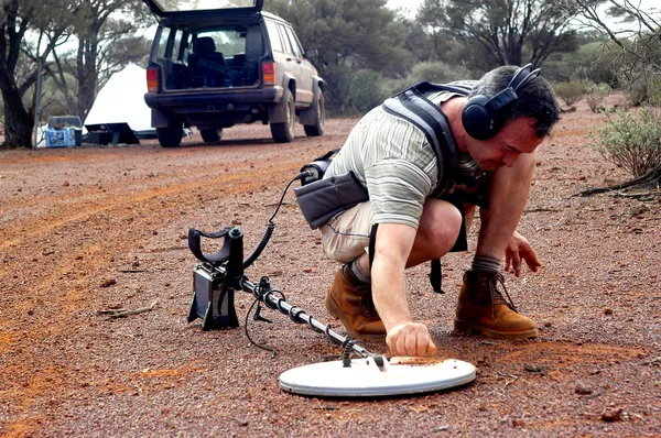 Gold bearing prospection in the Australian bush — Stock Photo, Image