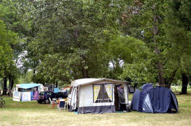 kamp-site ile boş pozisyonlar