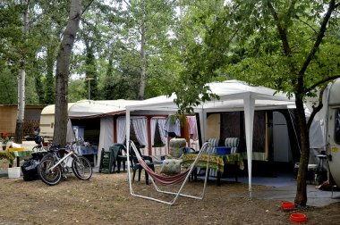 kamp-site ile boş pozisyonlar