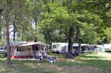 kamp-site ile boş pozisyonlar