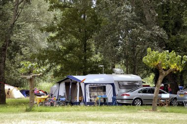 kamp-site ile boş pozisyonlar