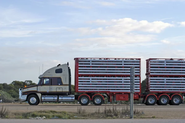 Vägtransporter i Australien — Stockfoto