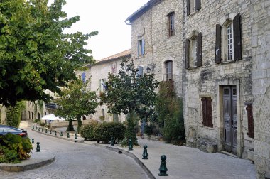 görme vezenobres gard bölümü Fransız Köyü