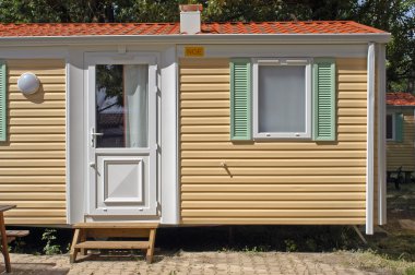 Mobil-bir kamp yerine evde