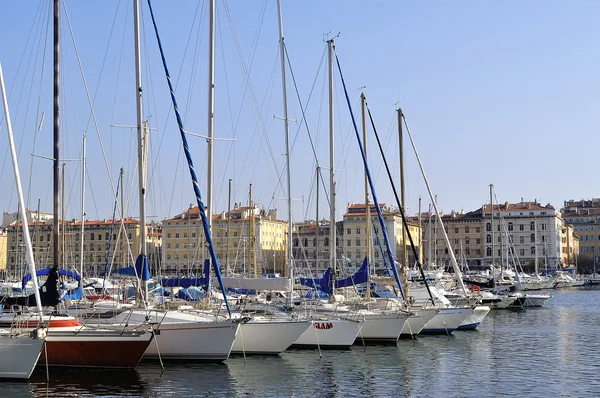 Boat in the old port of Marseilles — Stock Photo, Image