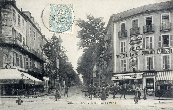 Velho cartão postal de Vichy, rua de Paris — Fotografia de Stock