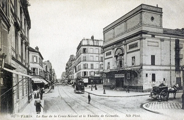 Antigua postal de París, calle de la cruz de Nivert y teatro de Grenelle —  Fotos de Stock