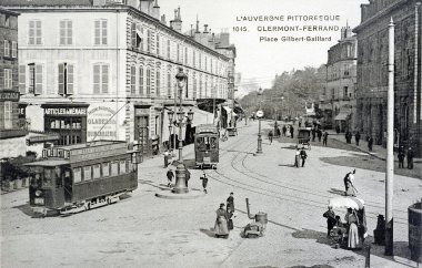 old postcard of Clermont-Ferrand