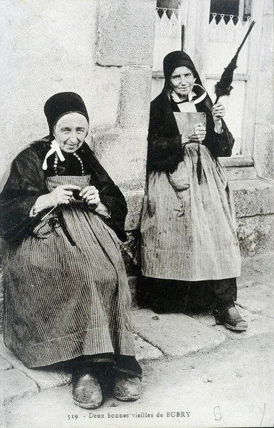 Old postcard of two good olds of Bubry — Stock Photo, Image