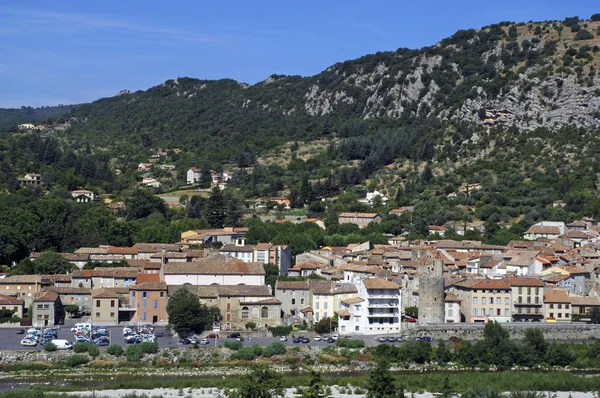 Anduze, Franse toeristische stad van de cevennes — Stockfoto