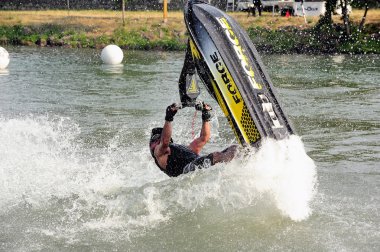 Jetski kaldırma