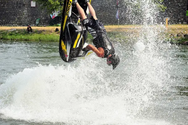 Levantando Jetski — Fotografia de Stock