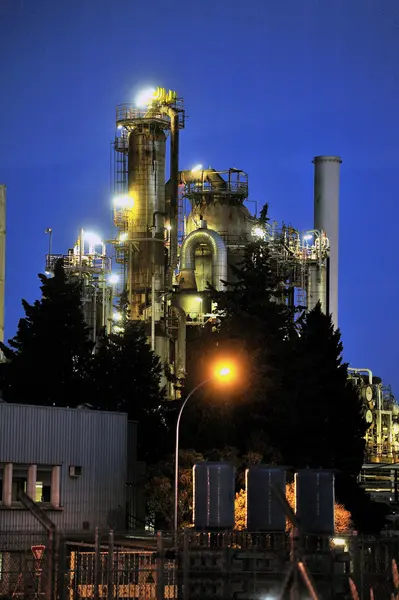 Oil refinery — Stock Photo, Image