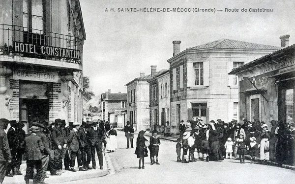 Sainte-helene-de-gironde, yol inşaatı castelnau eski kartpostal — Stok fotoğraf