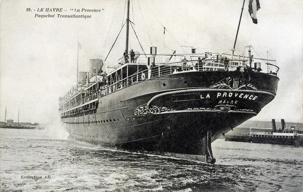 Oude ansichtkaart van het havre, provence, transatlantische liner — Stockfoto