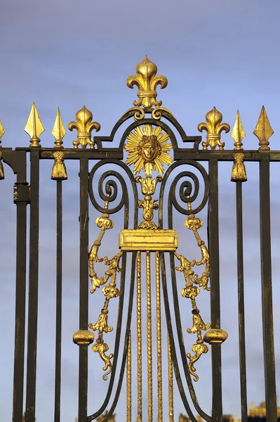 Griglie ingresso castello di Versailles — Foto Stock