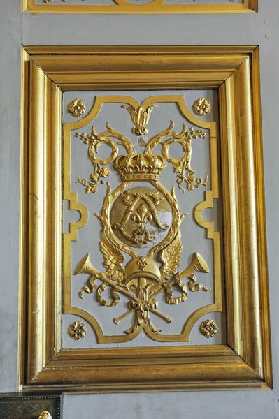 Gilded with fine gold paneling castle of Versailles — Stock Photo, Image